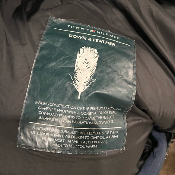 Tommy Hilfiger parka winter coat - Picture 6 of 6